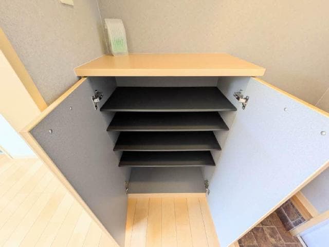 物件内観写真16　(シューズボックス)