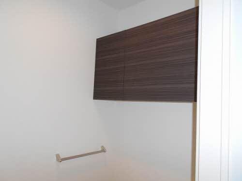 物件内観写真16　(トイレ上棚)