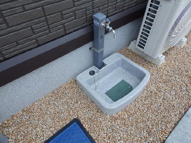 物件内観写真18　(屋外水栓)