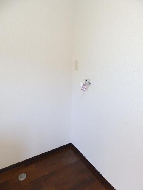 物件内観写真9　(室内洗濯機置き場)
