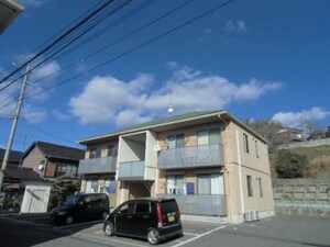 シャーメゾン岩鼻外観写真