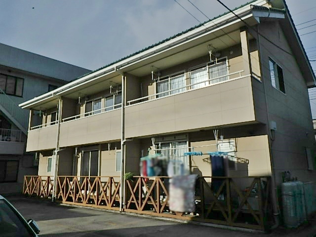 ファミーユ今泉Ｂ