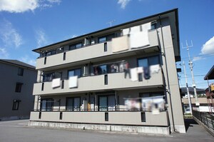 クレストヴィラ Ｂ棟外観写真