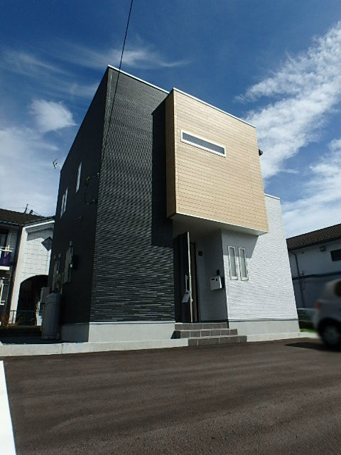 アイリスパーク戸祭 C
