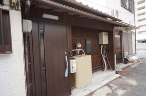 中町貸家外観写真