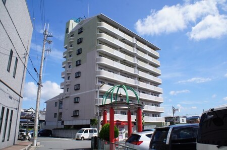ファミーユ三田外観写真