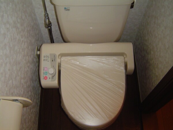 トイレ(シンプルで使いやすいトイレです)