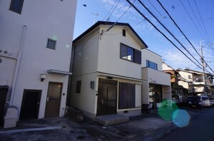中央町14-31貸家外観写真