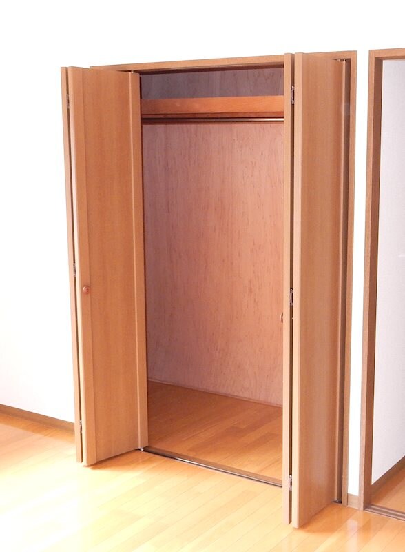 物件内観写真9　(クローゼット)
