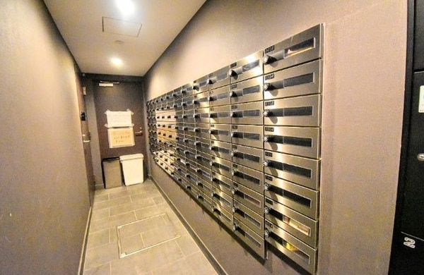 敷地内/建物