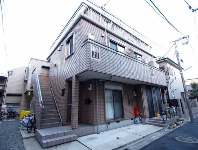 クレール・レヴ