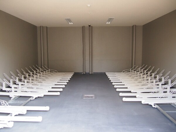 敷地内/建物