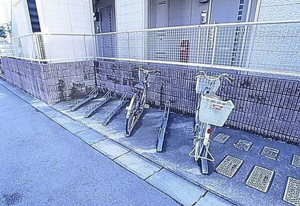 敷地内/建物
