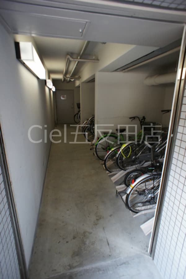 敷地内/建物