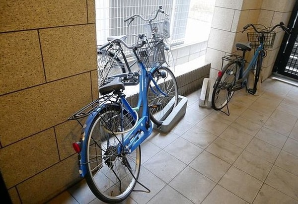 敷地内/建物