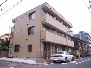 コート・ライラック外観写真