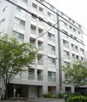 プライザ・イースト