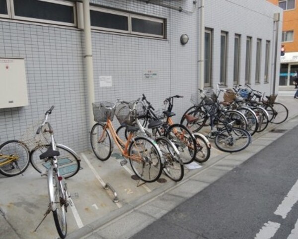 敷地内/建物