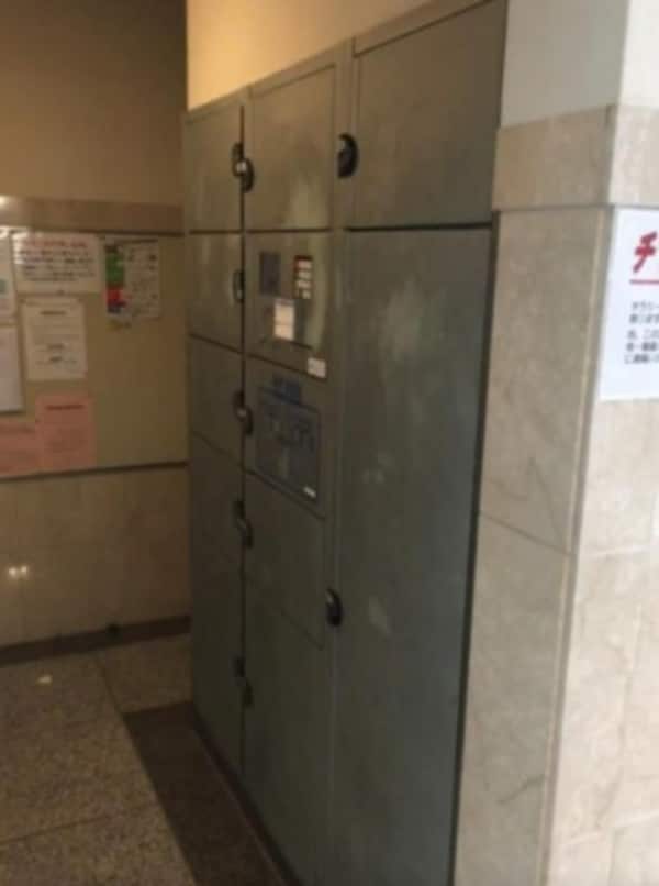 敷地内/建物