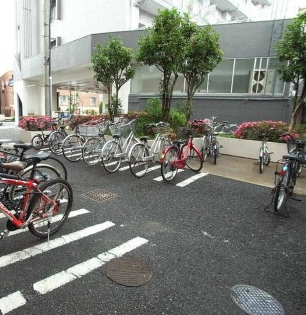敷地内/建物