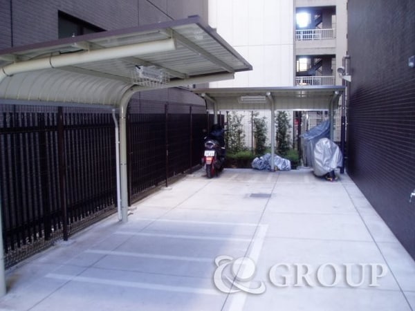 敷地内/建物