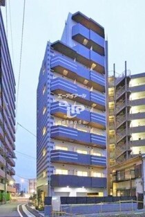 京急本線・久里浜線 大森町駅 9階建 築13年の外観写真