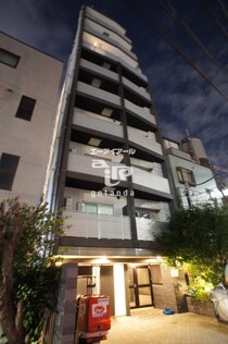 京浜東北線・根岸線 大井町駅 9階建 築16年の外観写真