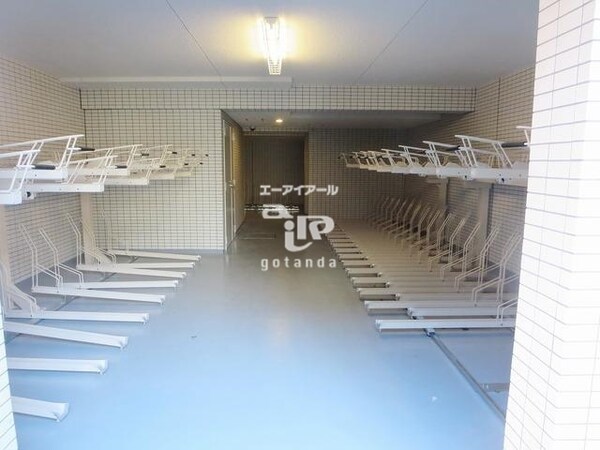 敷地内/建物
