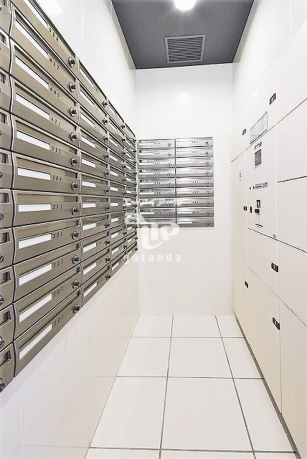 敷地内/建物