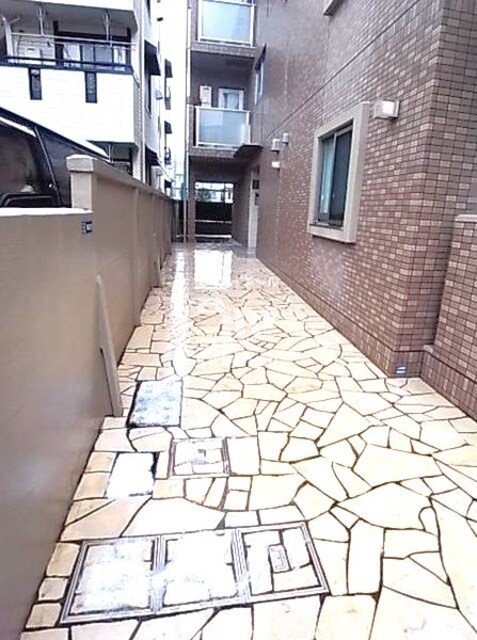 荏原町駅 徒歩3分 3階のエントランス