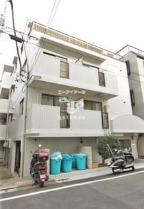 横須賀線 西大井駅 4階建 築35年の外観写真