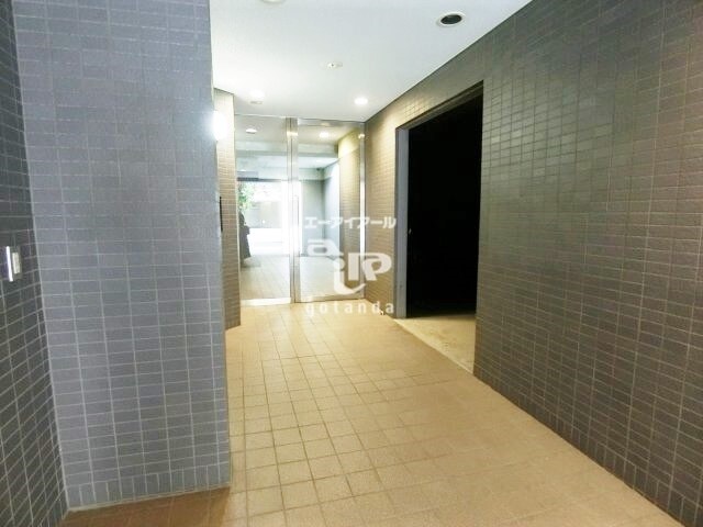 大森駅 徒歩7分 4階のエントランス