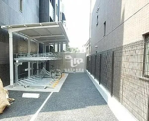 敷地内/建物