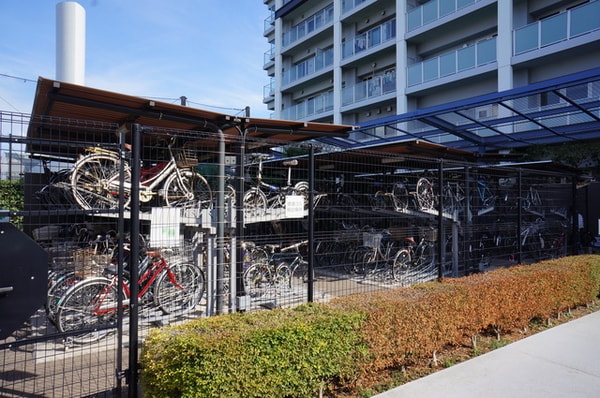 敷地内/建物