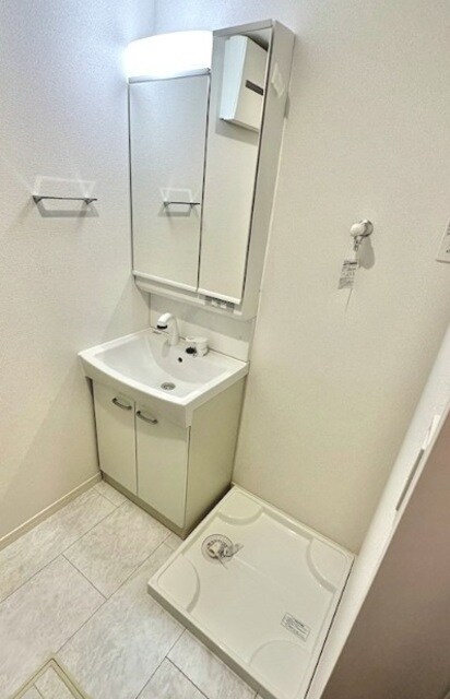 物件内観写真9　(洗面台)