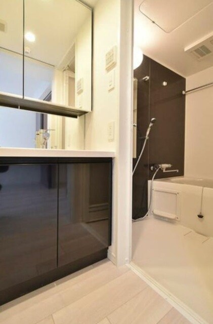 物件内観写真13　(洗面台)