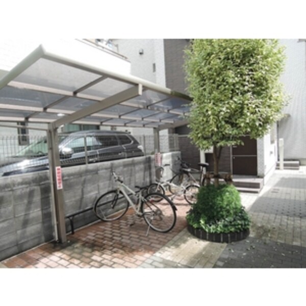 敷地内/建物