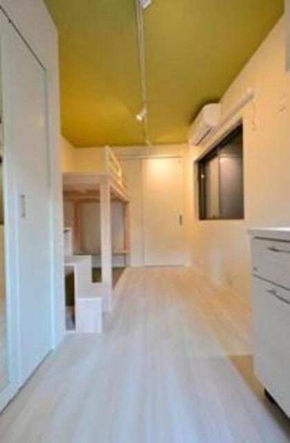 グランレジデンス駒沢大学Sのリビング