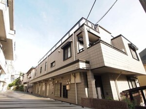 ファミール白金台外観写真