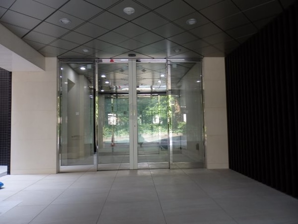 敷地内/建物
