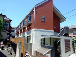 レスク中目黒アパート外観写真