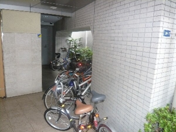 敷地内/建物
