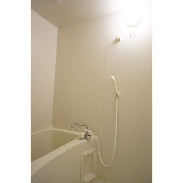 メゾン・プルミエ136のバス