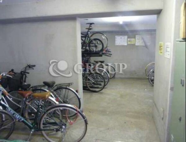 敷地内/建物