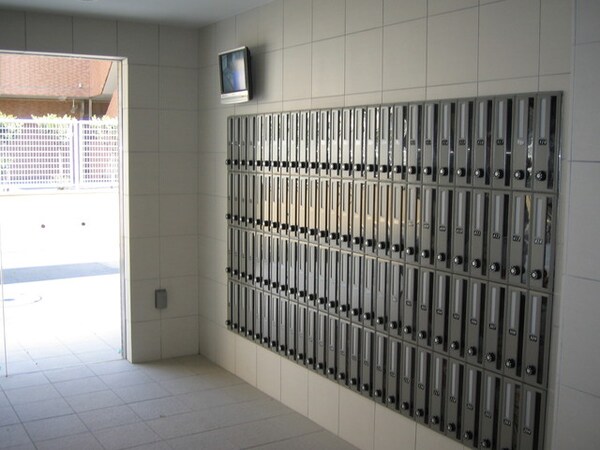 敷地内/建物