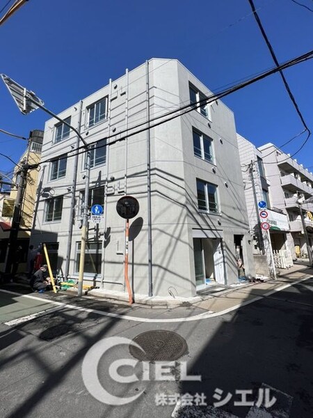 ガーディアン都立家政外観写真