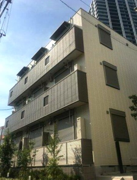 デュエロ南池袋外観写真