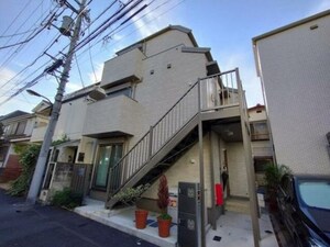 グランドカーサF外観写真