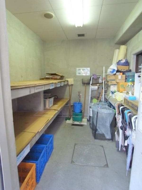 敷地内/建物