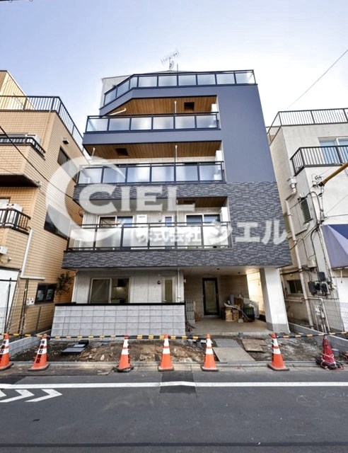 bCASA　Tokyo　West